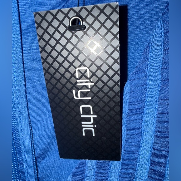 City Chic “first date” frilled romper NWT- SZ 20 - Picture 6 of 7